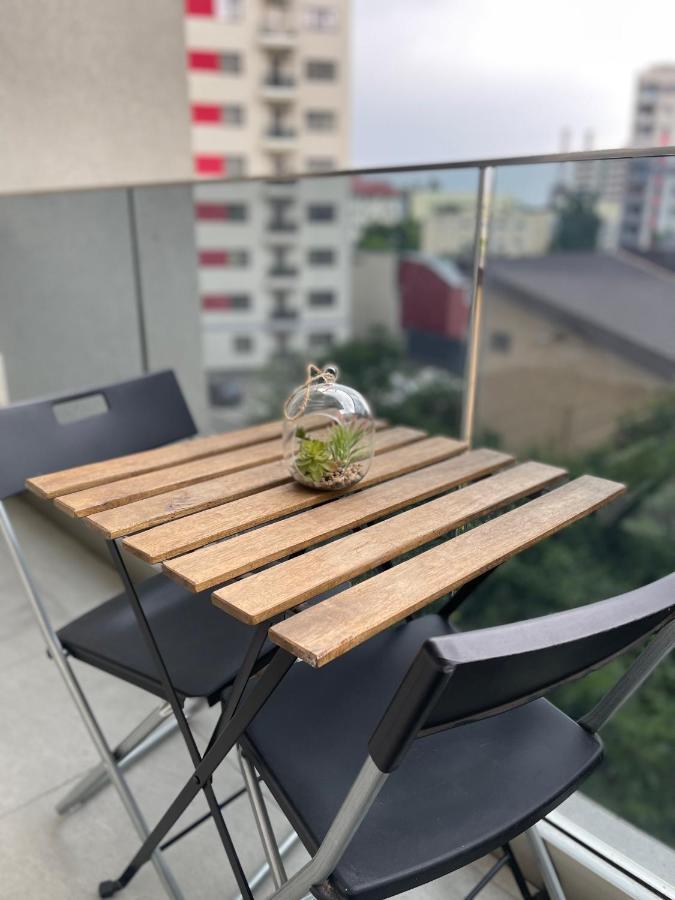 Retreat Luxury Apartment Near Presidential Palace Bucarest Exterior foto
